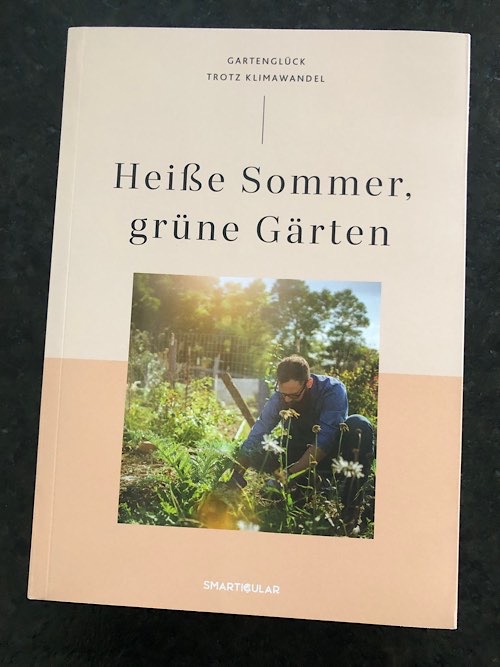 Das Buch Heiße Sommer Grüne Gärten, Cover